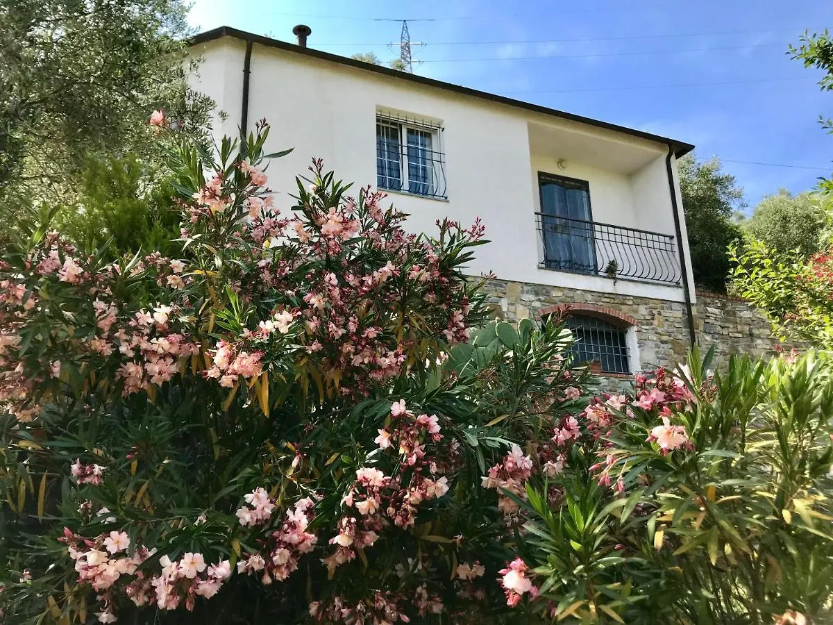 Casa Mediterraneo Diano San Pietro